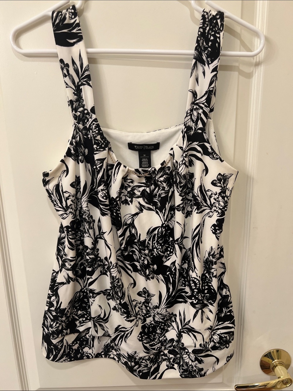 White House Black Market Black & White Floral Print Tank